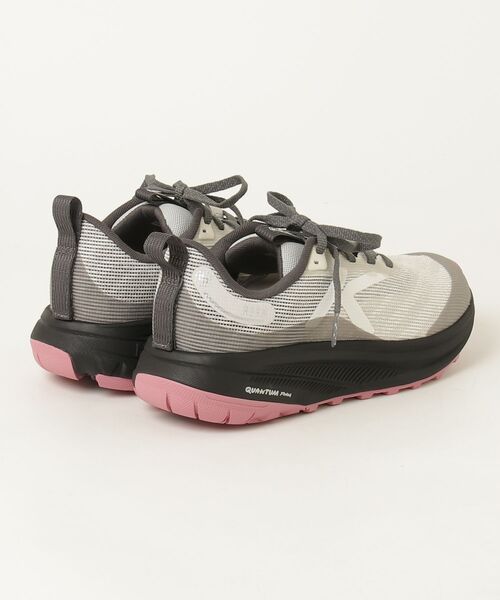 KEEN(キーン)の「ROAM / ローム / レディース シューズ(スニーカー・レディース・グレー・23cm/23.5cm/24cm/24.5cm/25cm)」の4枚目の写真