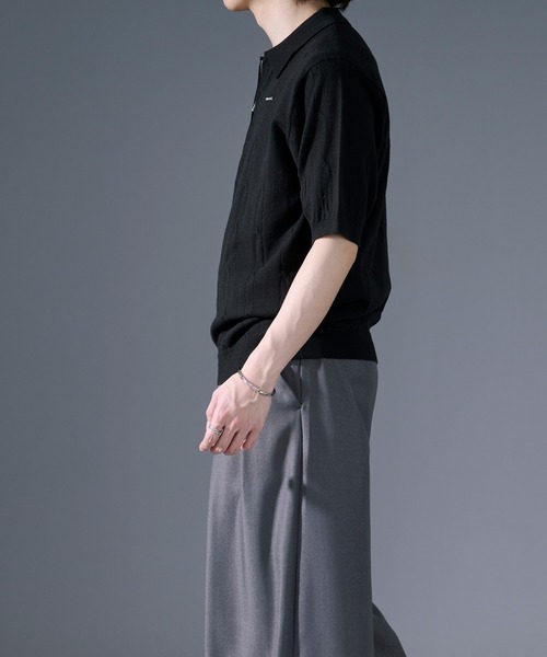 Ellno Loset(エルノロゼット)の「ケーブルハーフジップニット(ポロシャツ・メンズ・オフホワイト/ブラック・SMALL/LARGE/MEDIUM)」の8枚目の写真