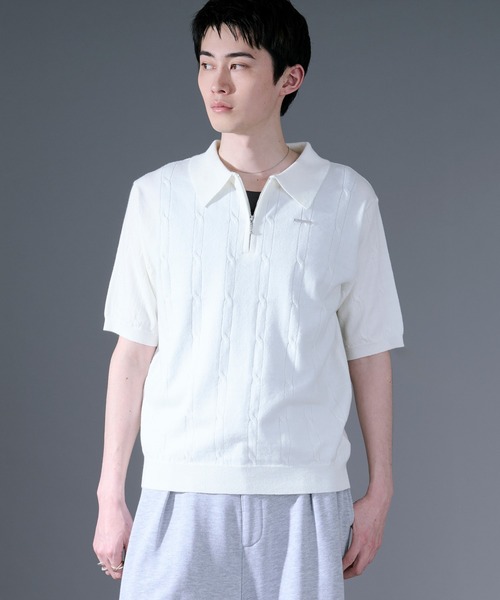 Ellno Loset(エルノロゼット)の「ケーブルハーフジップニット(ポロシャツ・メンズ・オフホワイト/ブラック・SMALL/LARGE/MEDIUM)」の19枚目の写真