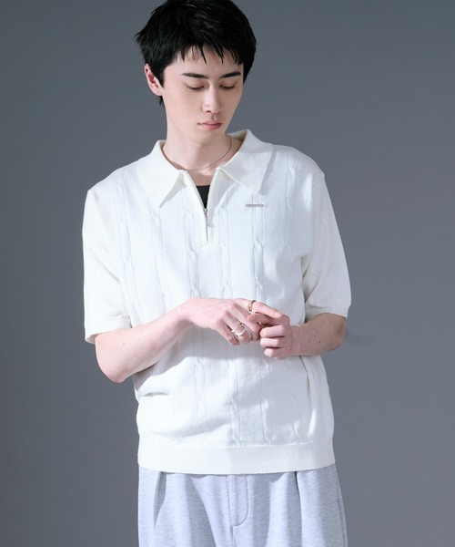 Ellno Loset(エルノロゼット)の「ケーブルハーフジップニット(ポロシャツ・メンズ・オフホワイト/ブラック・SMALL/LARGE/MEDIUM)」の21枚目の写真