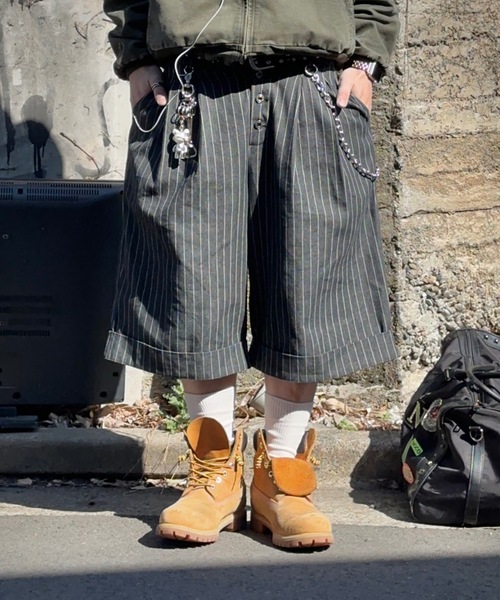 MandO(エムオー)(エムオー)の「ストライプデニムチェーン付バギージョーツ(デニムパンツ・メンズ・ブラック/インディゴブルー・SMALL/MEDIUM/LARGE)」の1枚目の写真