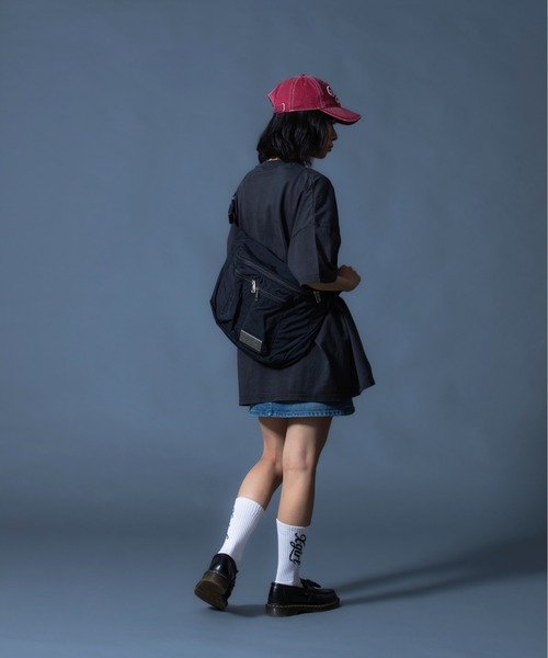 X-girl(エックスガール)の「DISTRESSED BIG TEE DRESS(ワンピース・レディース・ブラック/ブラウン・S/M)」の12枚目の写真