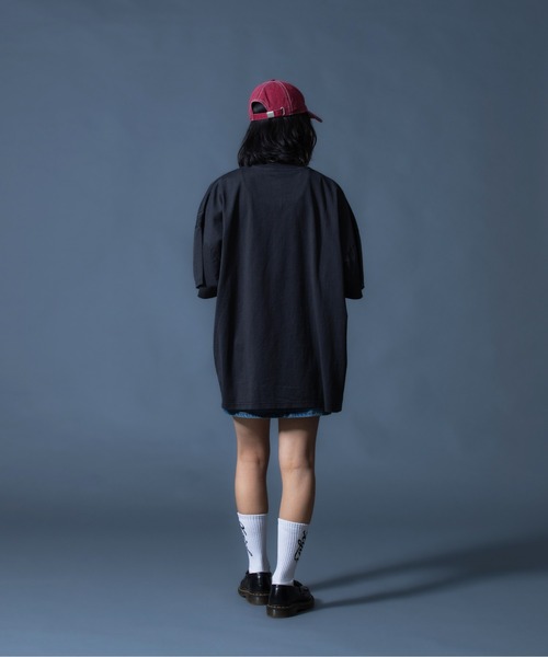 X-girl(エックスガール)の「DISTRESSED BIG TEE DRESS(ワンピース・レディース・ブラック/ブラウン・S/M)」の15枚目の写真
