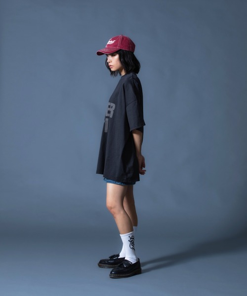 X-girl(エックスガール)の「DISTRESSED BIG TEE DRESS(ワンピース・レディース・ブラック/ブラウン・S/M)」の10枚目の写真
