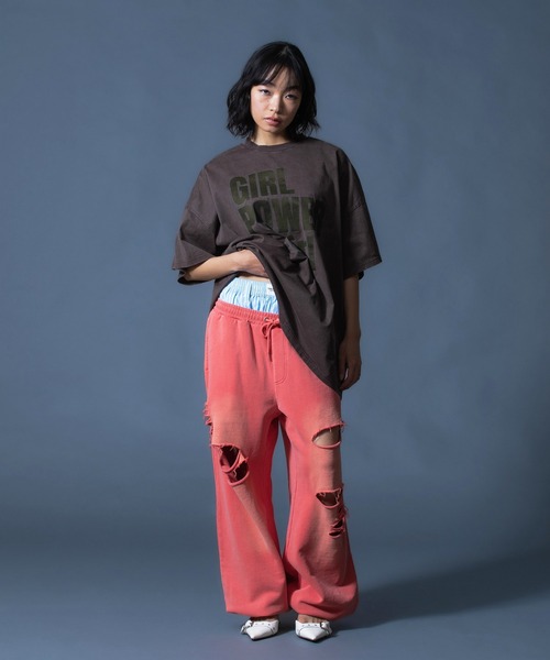 X-girl(エックスガール)の「DISTRESSED BIG TEE DRESS(ワンピース・レディース・ブラック/ブラウン・S/M)」の16枚目の写真