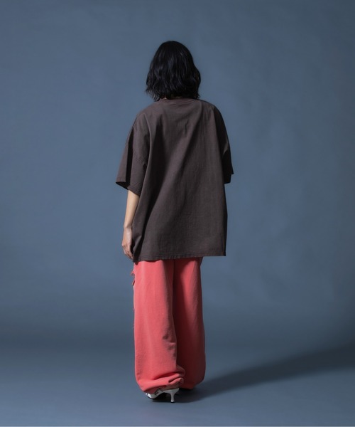 X-girl(エックスガール)の「DISTRESSED BIG TEE DRESS(ワンピース・レディース・ブラック/ブラウン・S/M)」の22枚目の写真