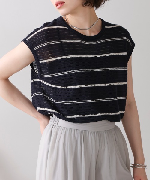 Bou Jeloud（ブージュルード）の「シースルーボーダーニットベスト（ベスト・レディース・オフホワイト/ブラック・FREE）」の2枚目の写真