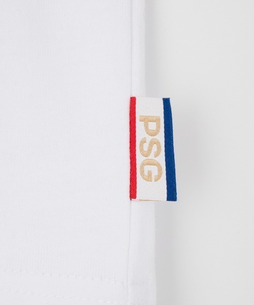 PARIS SAINT-GERMAIN（パリサンジェルマン）の「[PARIS SAINT-GERMAIN/パリ・サン＝ジェルマン] バーティカルロゴ バックプリント ショートスリーブTシャツ（Tシャツ/カットソー・メンズ・ホワイト/ブラック・XL/L/M）」の3枚目の写真