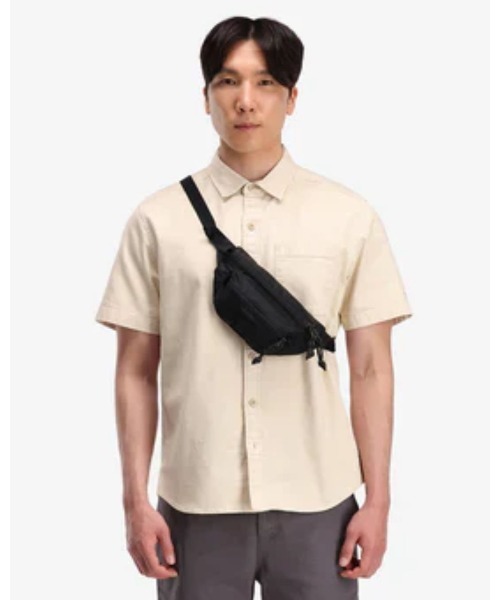 TOPO DESIGNS(トポデザインズ)の「FINE BOYS掲載モデル【TOPO DESIGNS】MOUNTAIN WAIST PACK(ボディバッグ/ウエストポーチ・レディース・オレンジ系/ブラック/ブラック系/ブルー系/イエロー系/パープル系・ONE SIZE)」の15枚目の写真