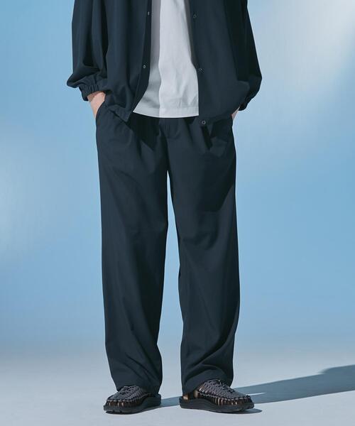 URBAN RESEARCH DOORS(アーバンリサーチドアーズ)の「『UR TECH』サマシェア イージートラウザー(その他パンツ・メンズ・グリーン系その他/チャコールグレー/グレー/ブラック/グリーン・X-LARGE/LARGE/MEDIUM/SMALL)」の3枚目の写真