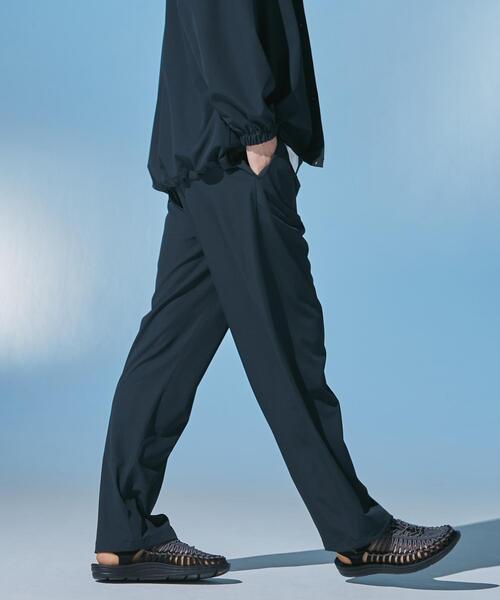 URBAN RESEARCH DOORS(アーバンリサーチドアーズ)の「『UR TECH』サマシェア イージートラウザー(その他パンツ・メンズ・グリーン系その他/チャコールグレー/グレー/ブラック/グリーン・X-LARGE/LARGE/MEDIUM/SMALL)」の22枚目の写真