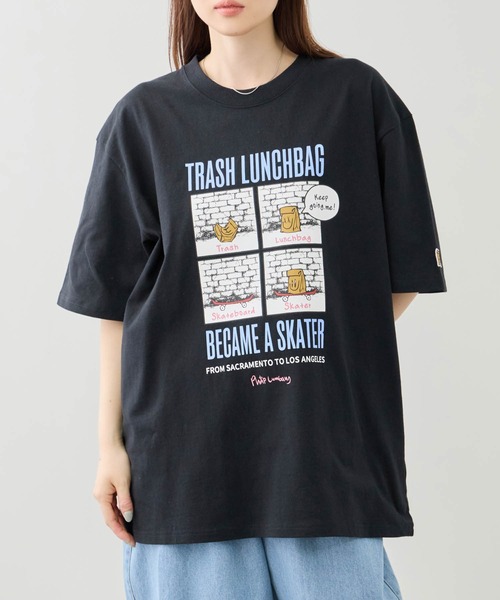 Philip Lumbang(フィリップランバン)の「【Philip Lumbang/フィリップランバン】レギュラーシルエット グラフィック プリント 半袖Tシャツ(Tシャツ/カットソー・メンズ・ホワイト/チャコールグレー/ブラック・M/L/XL)」の2枚目の写真
