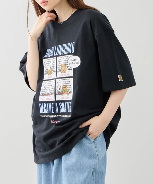 Philip Lumbang(フィリップランバン)の「【Philip Lumbang/フィリップランバン】レギュラーシルエット グラフィック プリント 半袖Tシャツ(Tシャツ/カットソー・メンズ・ホワイト/チャコールグレー/ブラック・M/L/XL)」の14枚目の写真