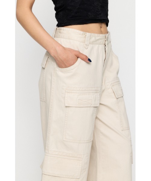 LAGUA GEM(ラグアジェム)の「LOOSEY ANKLE パンツ(カーゴパンツ・レディース・アイボリー/ブラック/カモフラージュ・X-SMALL/SMALL/MEDIUM)」の17枚目の写真