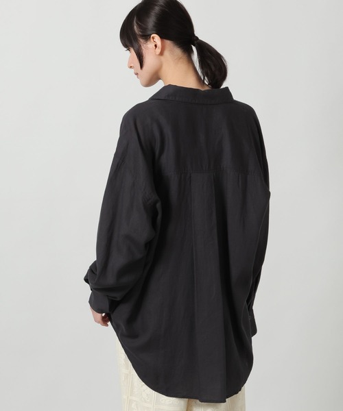 LAKOLE(ラコレ)の「リネンブレンドBIGシャツ / 642805(シャツ/ブラウス・レディース・レッド/チャコール/ブルー/オフホワイト/ライトベージュ・FREE)」の17枚目の写真