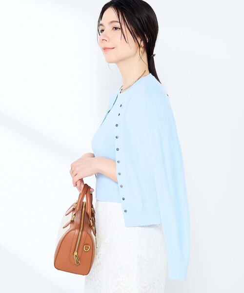 NOLLEY’S Sophi（ノーリーズソフィ）の「《手洗い可能/アンサンブル対応》マルチファンクションハイゲージクルーネックカーディガン（カーディガン/ボレロ・レディース・ホワイト/ブラウン/ベビーピンク/サックスブルー・36/38）」の8枚目の写真