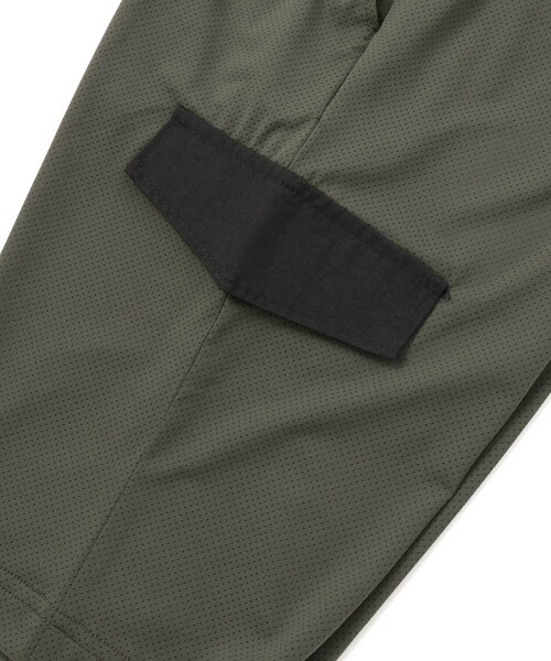 WASK（ワスク）の「【接触冷感】5.5分丈 ナイロンフラップポケットパンツ（その他パンツ・キッズ・ブラック/ネイビー/グリーン・130cm/150cm/140cm/160cm）」の17枚目の写真