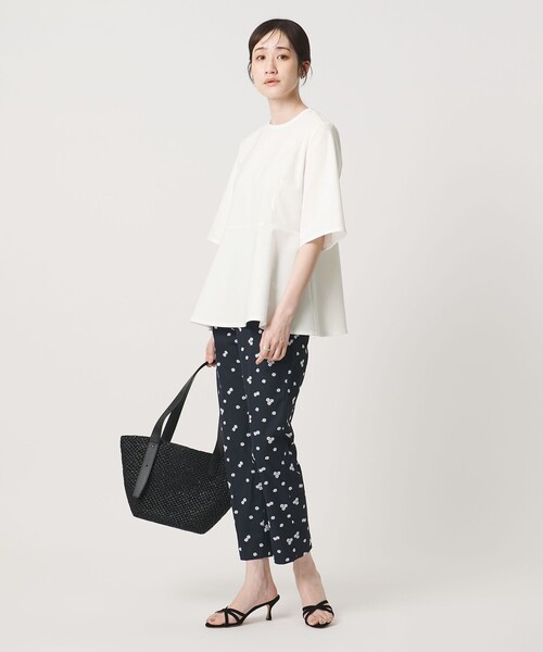UNITED ARROWS（ユナイテッドアローズ）の「５分袖 ペプラム Tシャツ ‐吸水速乾‐（Tシャツ/カットソー・レディース・ネイビー/ホワイト・FREE）」の5枚目の写真