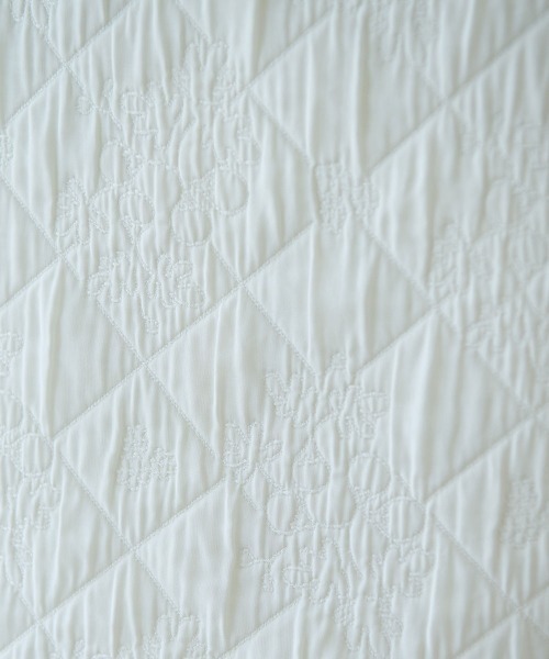bulle de savon(ビュルデサボン)の「ichijiku quilt ジャカード ベスト(ベスト・レディース・キナリ/ブラック・FREE)」の21枚目の写真