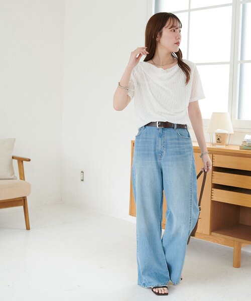 DISCOAT(ディスコート)の「【WEB限定】ジャガードドレープ半袖プルオーバー(Tシャツ/カットソー・レディース・オフホワイト/アイボリー/ブラック/イエロー/ピンク・FREE)」の12枚目の写真