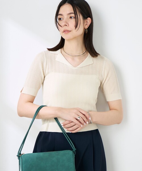 NOLLEY’S Sophi(ノーリーズソフィ)の「《手洗い可能》リブシアーオープンカラープルオーバー(ニット/セーター・レディース・ベージュ/ブラック/サックスブルー・38)」の2枚目の写真