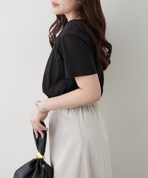 Remind me and forever(リマインドミーアンドフォーエバー)の「【メタルプレートで高見え】ロゴTシャツ(Tシャツ/カットソー・レディース・ブラック/オフホワイト・FREE)」の17枚目の写真