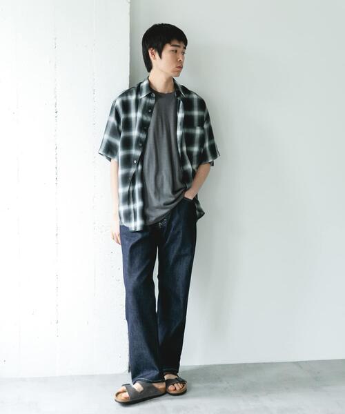 URBAN RESEARCH DOORS(アーバンリサーチドアーズ)の「オンブレチェック レギュラーカラーショートスリーブシャツ(シャツ/ブラウス・メンズ・グレー系その他/ベージュ系その他・MEDIUM/LARGE)」の7枚目の写真