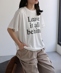ニュアンスロゴフロッキープリントTシャツ / 大人カジュアル