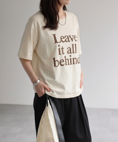 ap retro(アプレトロ)の「ニュアンスロゴフロッキープリントTシャツ / 大人カジュアル(Tシャツ/カットソー・レディース・ホワイト/アイボリー/ブラウン・FREE)」の15枚目の写真