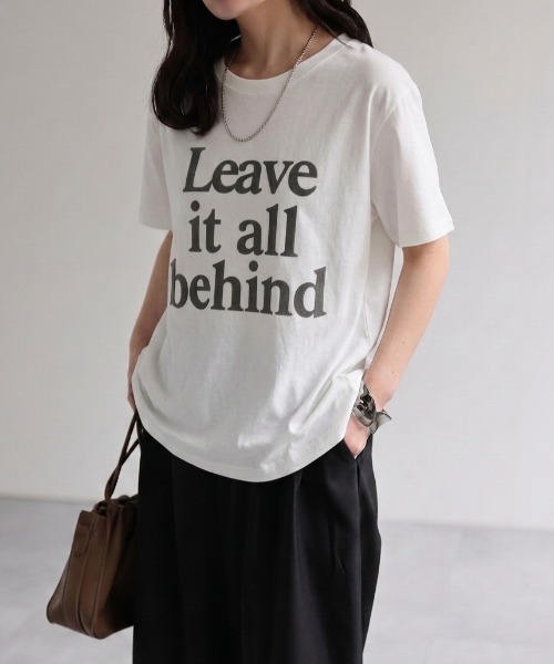ap retro(アプレトロ)の「ニュアンスロゴフロッキープリントTシャツ / 大人カジュアル(Tシャツ/カットソー・レディース・ホワイト/アイボリー/ブラウン・FREE)」の11枚目の写真