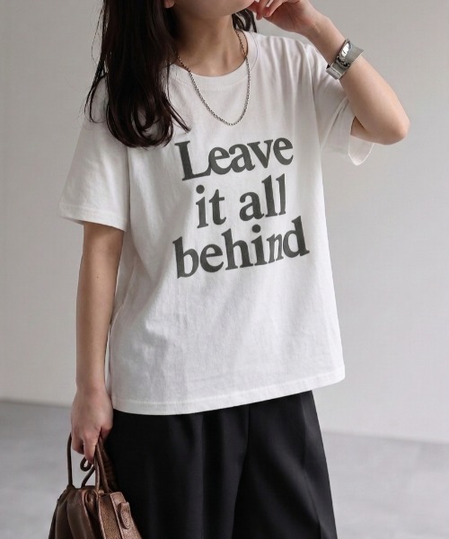 ap retro(アプレトロ)の「ニュアンスロゴフロッキープリントTシャツ / 大人カジュアル(Tシャツ/カットソー・レディース・ホワイト/アイボリー/ブラウン・FREE)」の9枚目の写真
