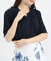 TRUDEA（トルディア）の「フロントタック半袖ブラウス(UVカット/防透性/ウォッシャブル/イジーケア)（ビジネスシャツ）」