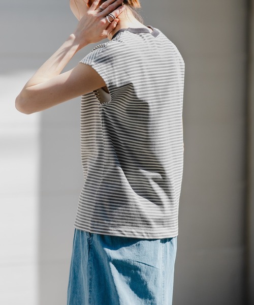 FORK&SPOON（フォークアンドスプーン）の「FORK&SPOON　マルチボーダーノースリーブTシャツ（タンクトップ・レディース・レッド/チャコールグレー/グリーン・1）」の11枚目の写真