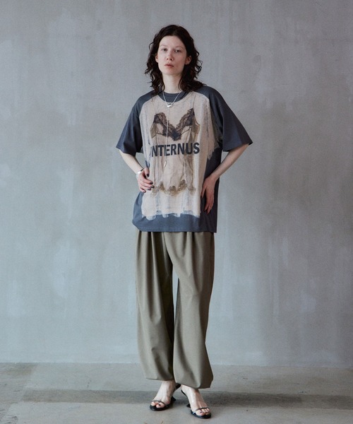 MAISON SPECIAL(メゾンスペシャル)の「【PRE-ORDER】Lingerie Trompe l'oeil T-Shirt/ランジェリートロンプルイユTシャツ(Tシャツ/カットソー・レディース・チャコールグレー/ホワイト・FREE)」の18枚目の写真