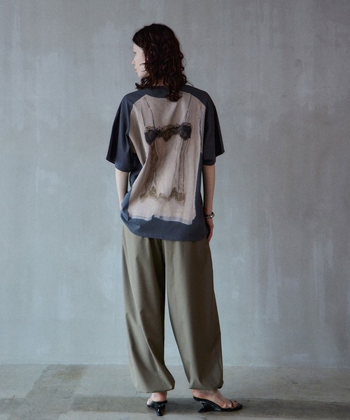 MAISON SPECIAL(メゾンスペシャル)の「【PRE-ORDER】Lingerie Trompe l'oeil T-Shirt/ランジェリートロンプルイユTシャツ(Tシャツ/カットソー・レディース・チャコールグレー/ホワイト・FREE)」の19枚目の写真