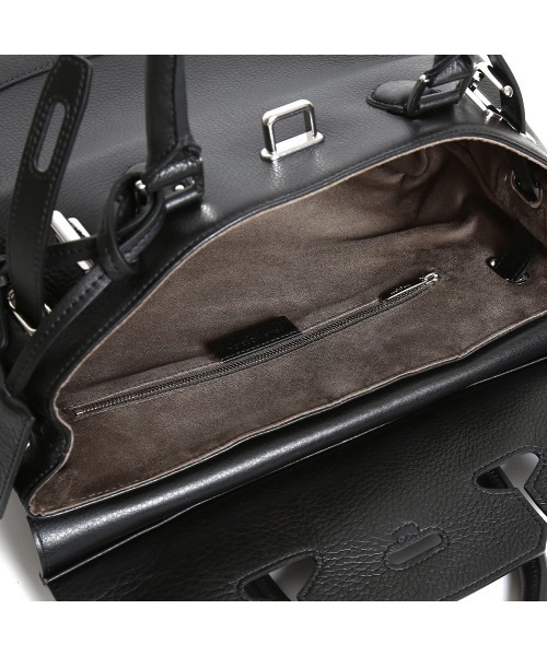 PELLE MORBIDA(ペッレモルビダ)の「Maiden Voyage(メイデンヴォヤージュ)MB086-フラップボストンバッグ(Sサイズ)(ハンドバッグ・メンズ・チャコールグレー/ブラック・FREE)」の8枚目の写真