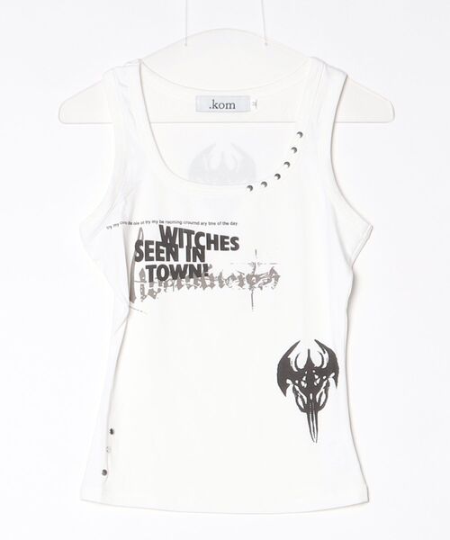.KOM(ドットコム)の「A'GEM/9 × .kom 『.KOM/ドットケーオーエム』Witch Graphic Studs Tank Top / ウィッチグラフィック スタッズタンクトップ(タンクトップ・レディース・ホワイト/ブラック・M)」の4枚目の写真