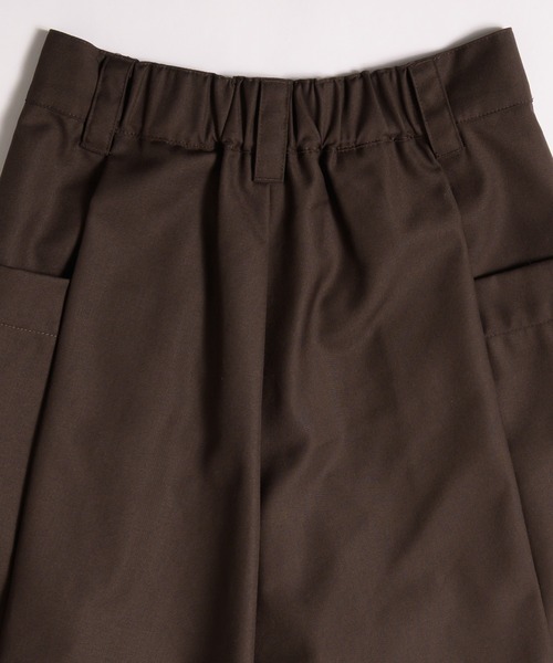 MUHET(ミュエータ)の「tuck short pants / タックショートパンツ(その他パンツ・レディース・ブラウン/ブラック・LARGE/SMALL/MEDIUM)」の20枚目の写真