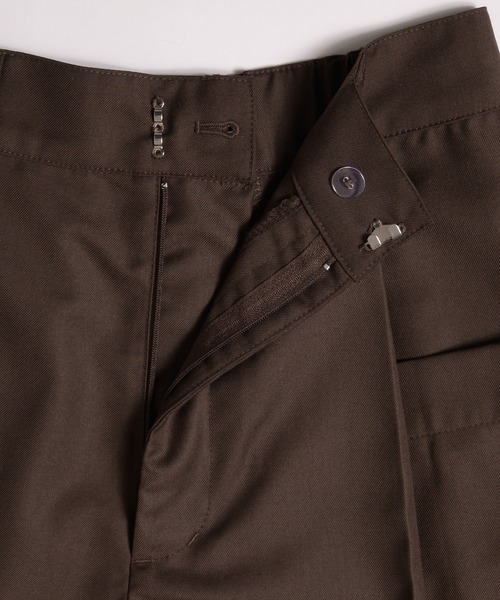 MUHET(ミュエータ)の「tuck short pants / タックショートパンツ(その他パンツ・レディース・ブラウン/ブラック・LARGE/SMALL/MEDIUM)」の17枚目の写真