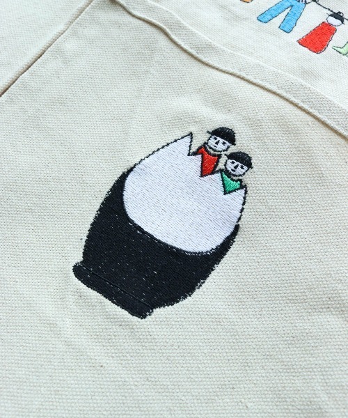 CASA PICONE(カーサピッコーネ)の「刺繍BIGトートバッグ(トートバッグ・レディース・ブルー/レッド/ブラック・FREE)」の13枚目の写真