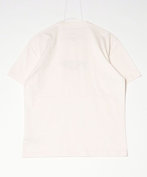 Y-3(ワイスリー)の「LOGO SS TEE(Tシャツ/カットソー・メンズ・ホワイト系その他・XX-LARGE/X-LARGE/LARGE/MEDIUM/SMALL/X-SMALL/XX-SMALL)」の6枚目の写真