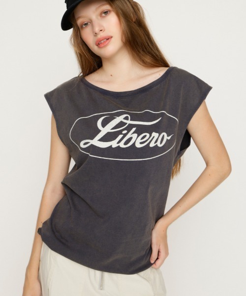 SLY(スライ)の「ONE SHOULDER LOGO TOPS ワンショルダーロゴトップス 夏服 秋服(Tシャツ/カットソー・レディース・ピンク/ブラック/ネイビー・FREE)」の1枚目の写真