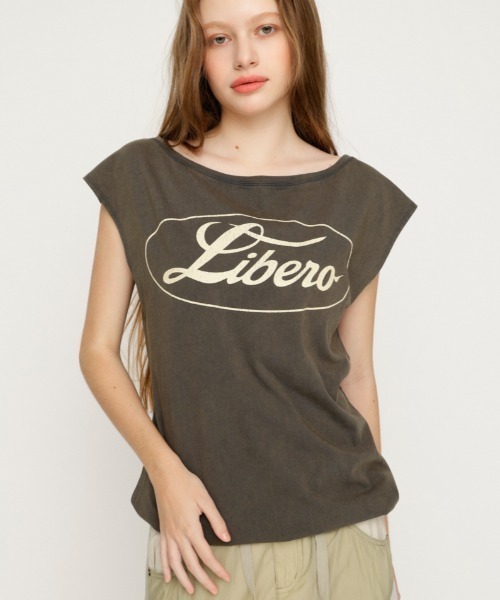 SLY(スライ)の「ONE SHOULDER LOGO TOPS ワンショルダーロゴトップス 夏服 秋服(Tシャツ/カットソー・レディース・ピンク/ブラック/ネイビー・FREE)」の2枚目の写真