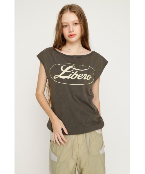 SLY(スライ)の「ONE SHOULDER LOGO TOPS ワンショルダーロゴトップス 夏服 秋服(Tシャツ/カットソー・レディース・ピンク/ブラック/ネイビー・FREE)」の4枚目の写真
