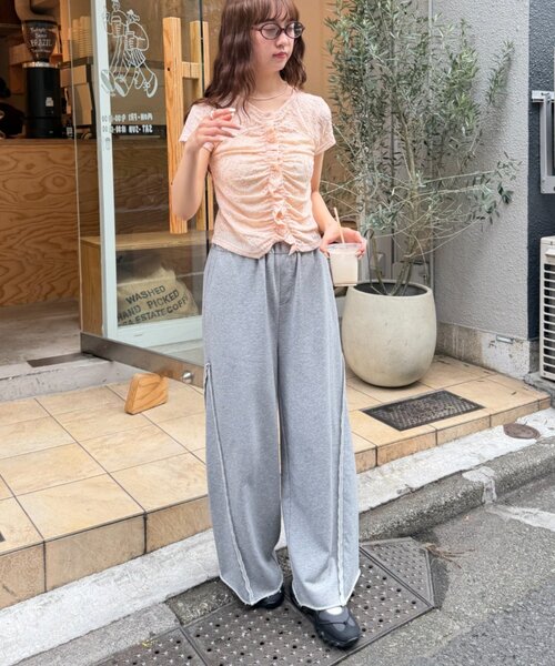 w closet(ダブルクローゼット)の「なみなみジャガードレースT カーディガン 夏服(Tシャツ/カットソー・レディース・ブラック/オフホワイト/ブラウン/サックスブルー/ピンク・FREE)」の10枚目の写真