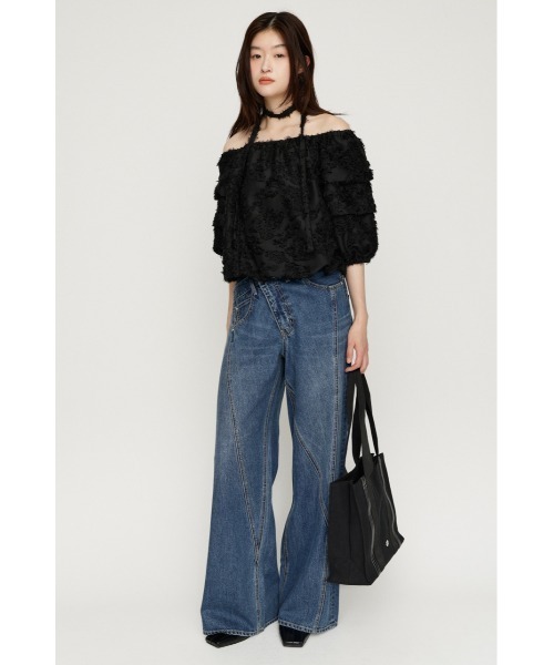 SLY(スライ)の「TUCK SLEEVE OFFSHOULDER TOPS タックスリーブオフショルダートップス 夏服 秋服(シャツ/ブラウス・レディース・アイボリー/ブラック/ブラウン・FREE)」の14枚目の写真