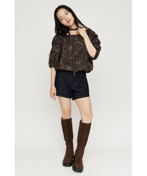 SLY(スライ)の「TUCK SLEEVE OFFSHOULDER TOPS タックスリーブオフショルダートップス 夏服 秋服(シャツ/ブラウス・レディース・アイボリー/ブラック/ブラウン・FREE)」の5枚目の写真