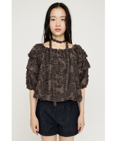 SLY(スライ)の「TUCK SLEEVE OFFSHOULDER TOPS タックスリーブオフショルダートップス 夏服 秋服(シャツ/ブラウス・レディース・アイボリー/ブラック/ブラウン・FREE)」の7枚目の写真