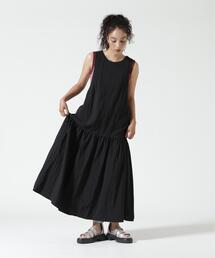 CHIGNON(シニヨン)バッククロスティアードワンピース