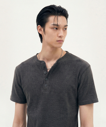 PROCESS（プロセス）の「Refined Henley Tee - Black（Tシャツ/カットソー）」